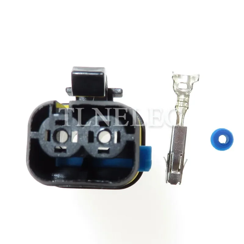 18385000002   อะแดปเตอร์หญิงสีดํา 1.5 มม. 2 ขากันน้ํา Kostal Connectors เริ่มปลั๊กรีเลย์สําหรับมอเตอร์ EFI