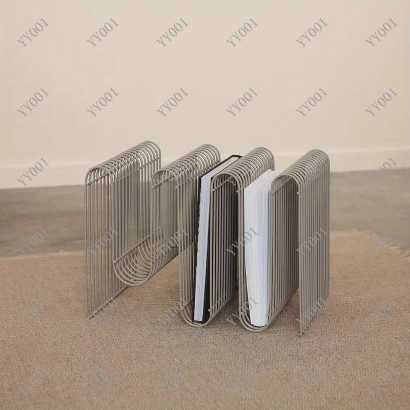 

Industrial Style Side Table Metal Wire Storage Basket Sofa End Table for Books Decor