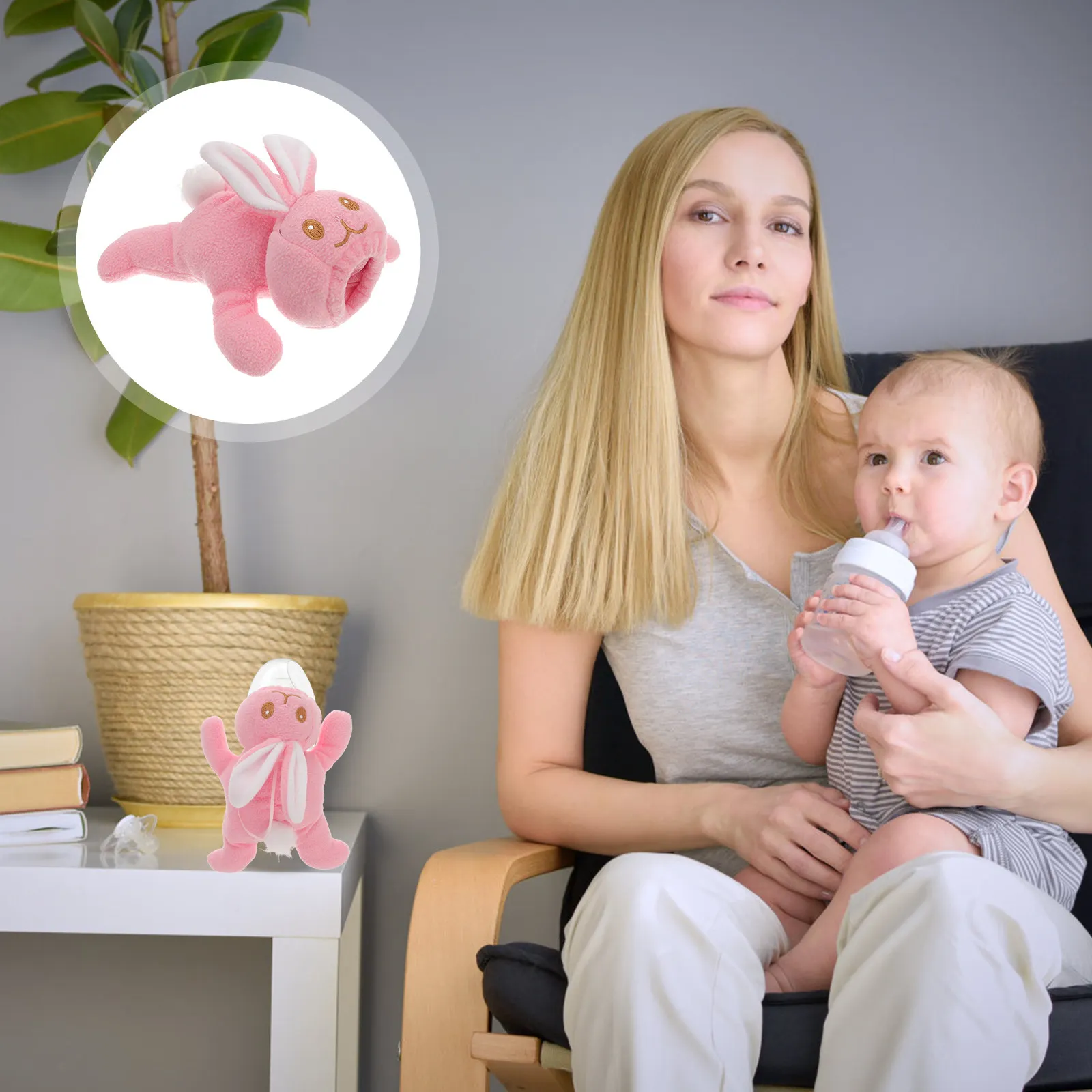 

1Pcs Milk Bottle Cover Feeding Bottle Sleeve Adorable Insulation Protection Lightweight Safe for Infants Home Travel