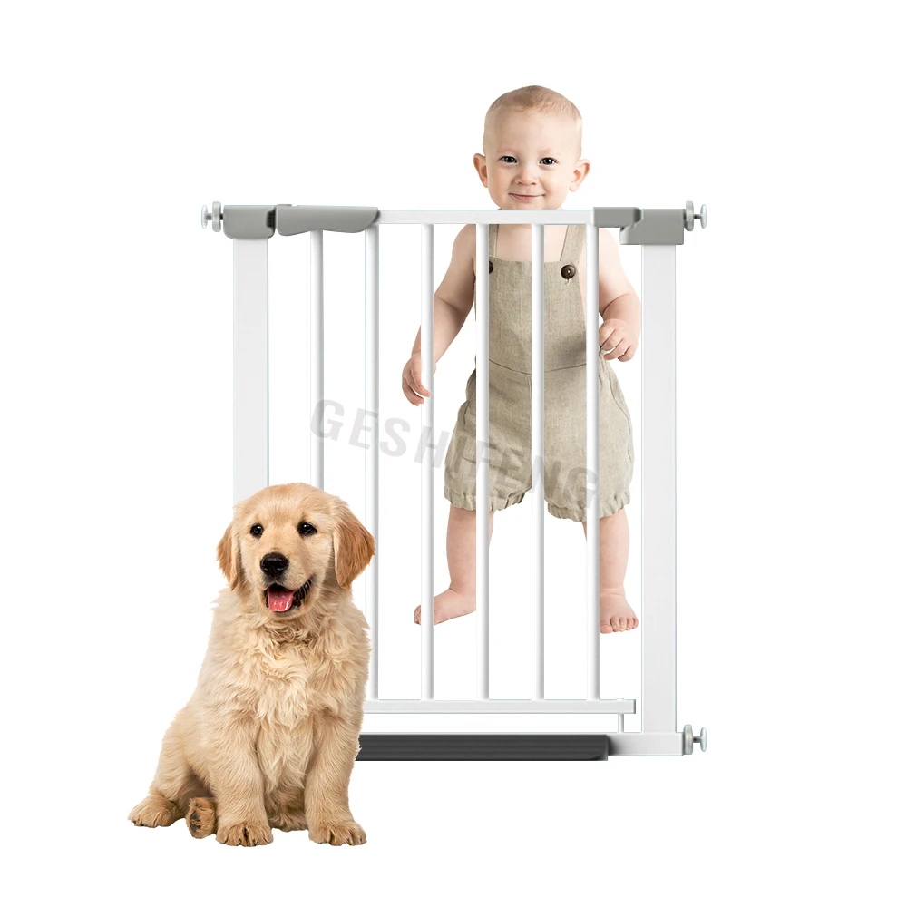 High Quality Stylish Indoor Dog Barrier Retractable Metal Square Tube Pet Safety Fence Metal Wire Breathable Fashion Pet Gate