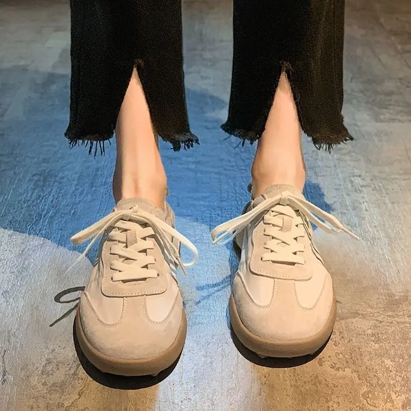 Off White Flat Woman Footwear Lace Up Gym Shoes for Women Korean on Offer Trends 2024 Sale Daily Routine High Quality New in A H