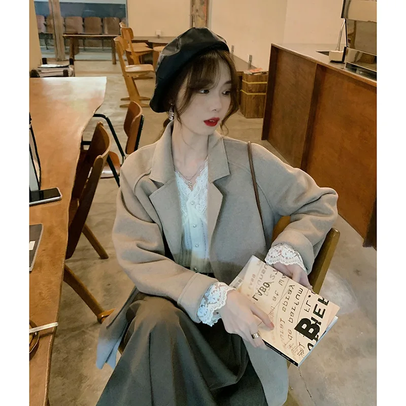 Damesoverhemden Superieure kwaliteit Lente/zomer Kanten stiksels V-hals Bloemblaadje Mouw Dames Tops Shirt Dropshipping