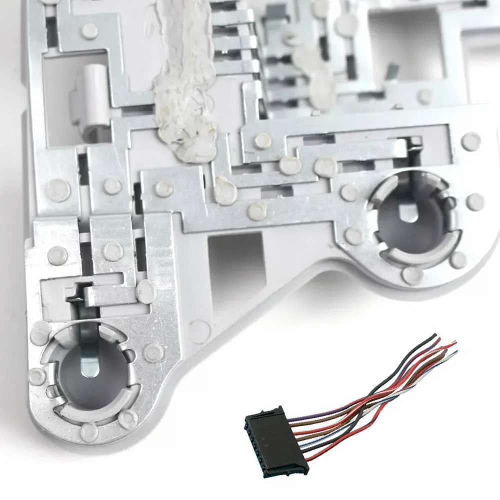 

Rear Lamp Bulb Holder For Mercedes-Benz W204 C-Class LH Rear Lamp Bulb Holder & Bulbs W/ Wiring Plug Harness A2048201500