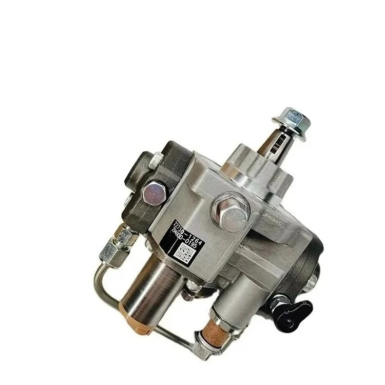 Oil pump/fuel injection pump for Hino N04C diesel engine (model 294000-0195)