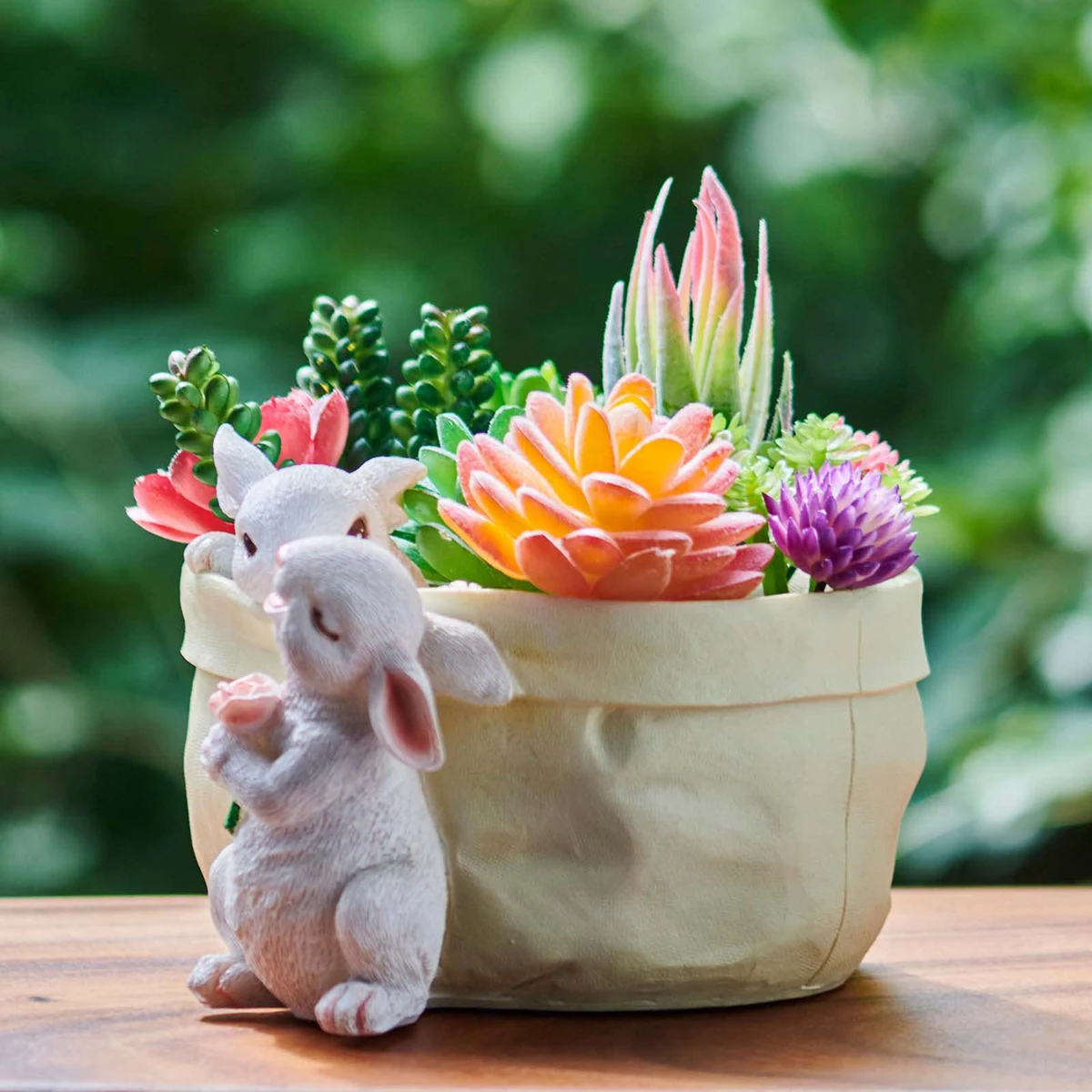 Cute Rabbit Animal Shaped Cartoon Planter Pots Stylish Indoor And Outdoor For Small Spaces Decorative Flower Pot Spring Decor