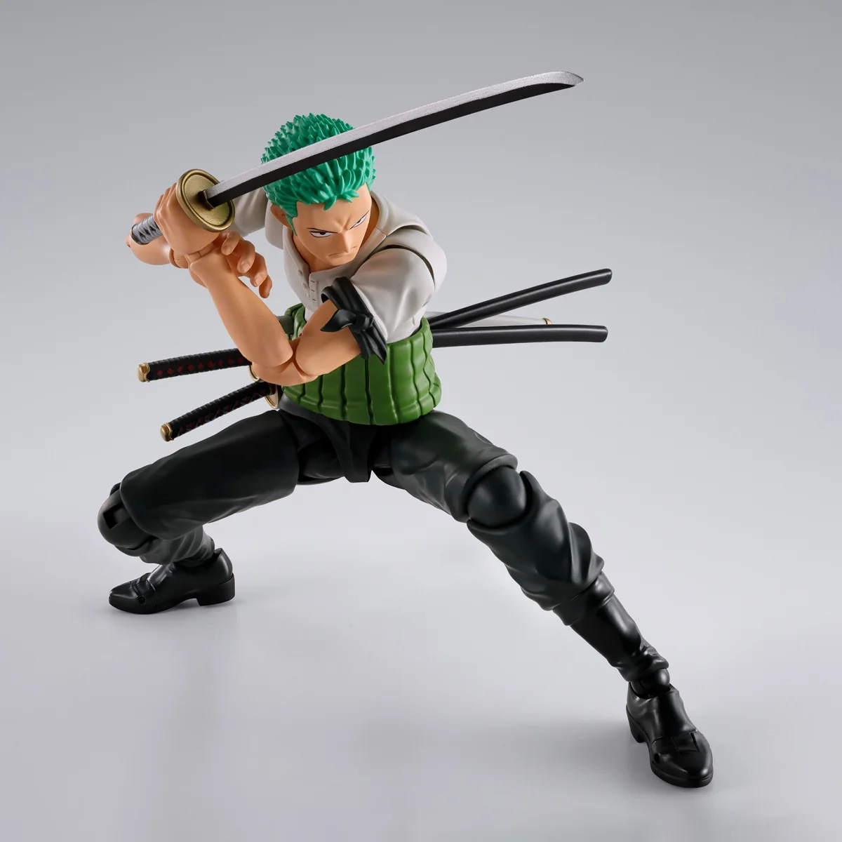 Original Bandai Spirits  S.H.Figuarts One Piece - Roronoa Zoro Romance Dawn Anime Figure Action Figure Model Decoration