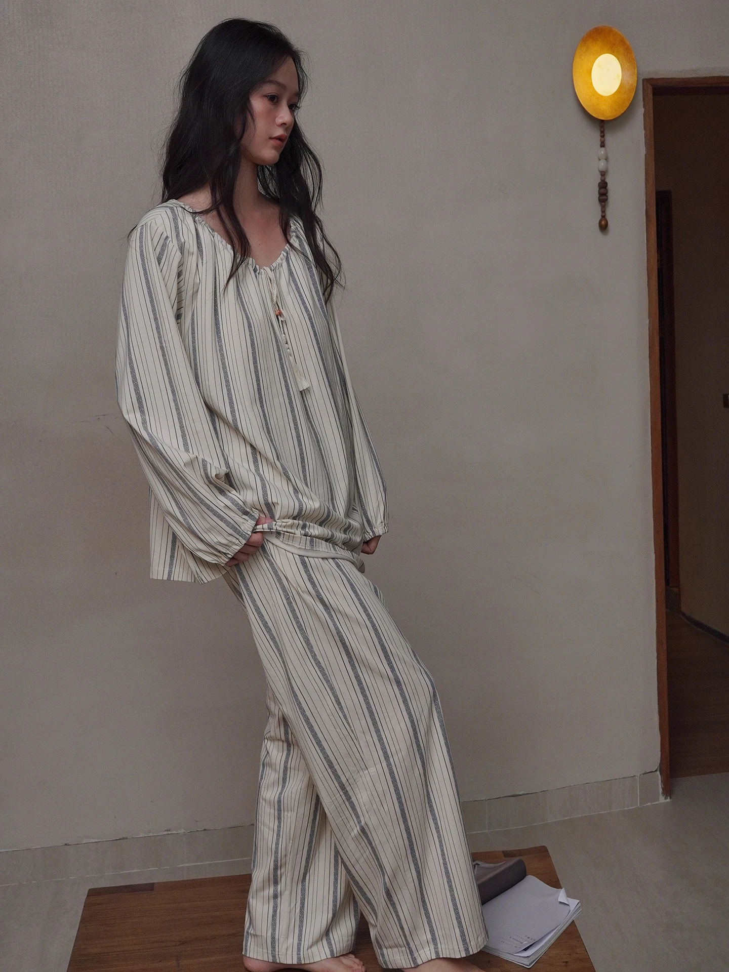 women's-spring-autumn-cotton-pajamas-long-sve-long-pants-home-clothes-set-with-chest-pad-anti-bue-design-suitable-for-ou