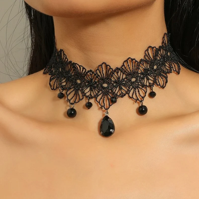 Vintag Classic Gothic Tattoo Lace For Women Black Crystal Pendant Charm Choker Necklaces Boho Jewelry Christmas Gift X081