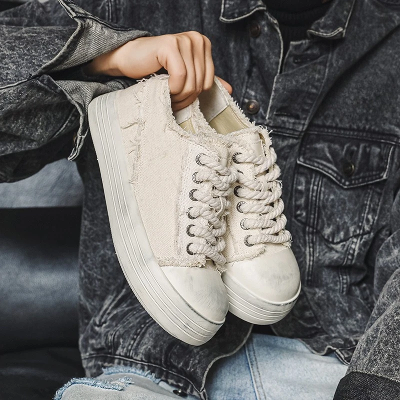 New Spring and Autumn 2026 Student Niche Large-head Distressed Couple Canvas Shoes, Men's Sporty Casual Simple Women's Shoes