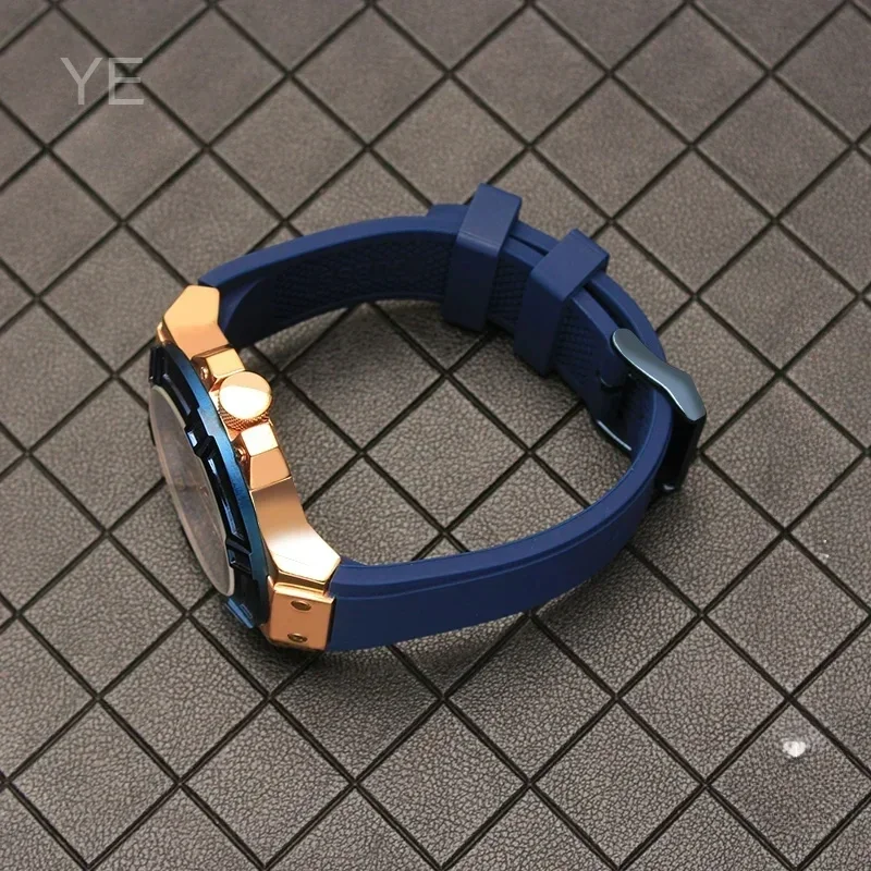 حزام ساعة من السيليكون مصنوع بدقة لـ Guess W0247g3 W0040g3 W0040g7 حزام واجهة محدب رياضي مريح مقاوم للماء 22 مم