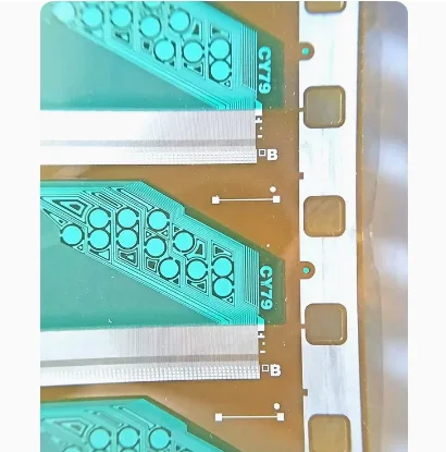 

8697A-CY79 новая Оригинальная катушка COF/TAB LCD драйвер IC 1 шт.