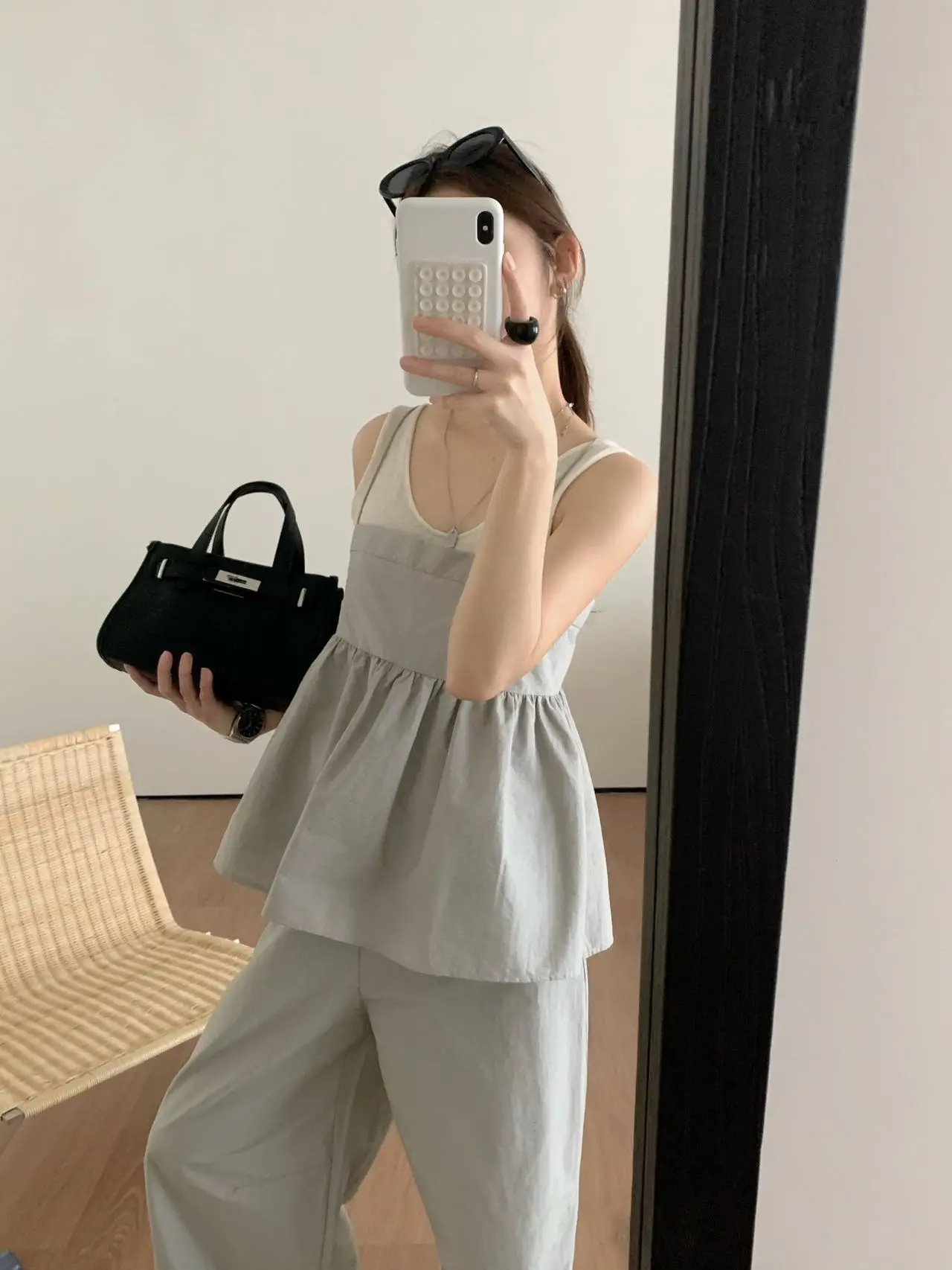 

LilianTE Korean Style Versatile Color Strap Vest High Waist Slimming Wide Leg Pants Set Women's Fashion Summer Outfit