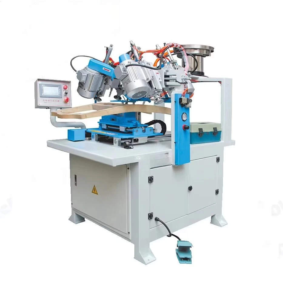 Multifunktionale Verarbeitungsmaschine für die Rückenlehne des Holzstuhls