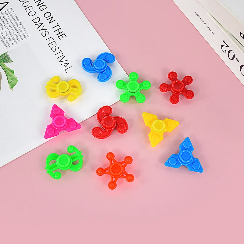 10pcs Mini Geometric Fingertip Gyro Plastic Rotation Toys For School Rewards Birthday Party Favor Carnival Prizes Goodie Filler