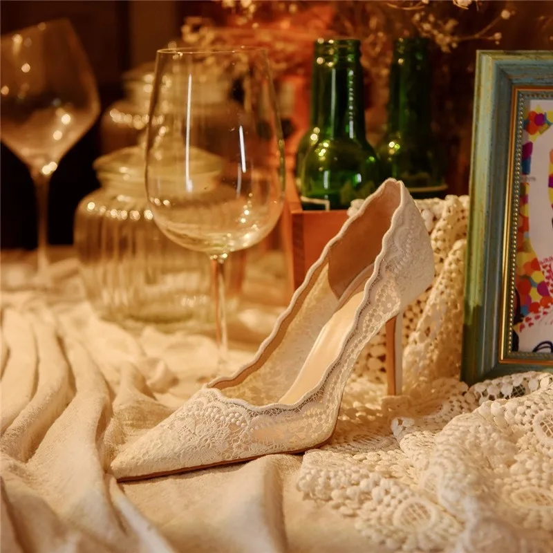 2025, neue Xiuhe spitze Spitzen-Mesh-Stiletto-High-Heels