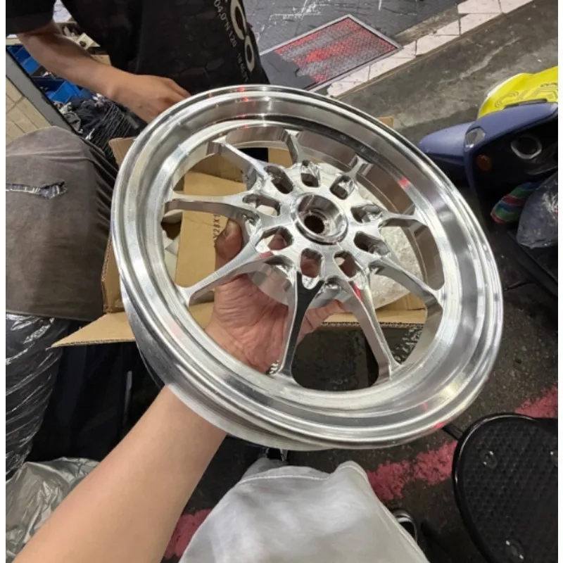 Motorcycle Wheel Drum Brake for DIO50 AF17 AF18 AF27 AF28 DIO ZX 50 AF34 AF35 AF24 AF52 AF54 AF56 10-inch Front Back Wheels Rim