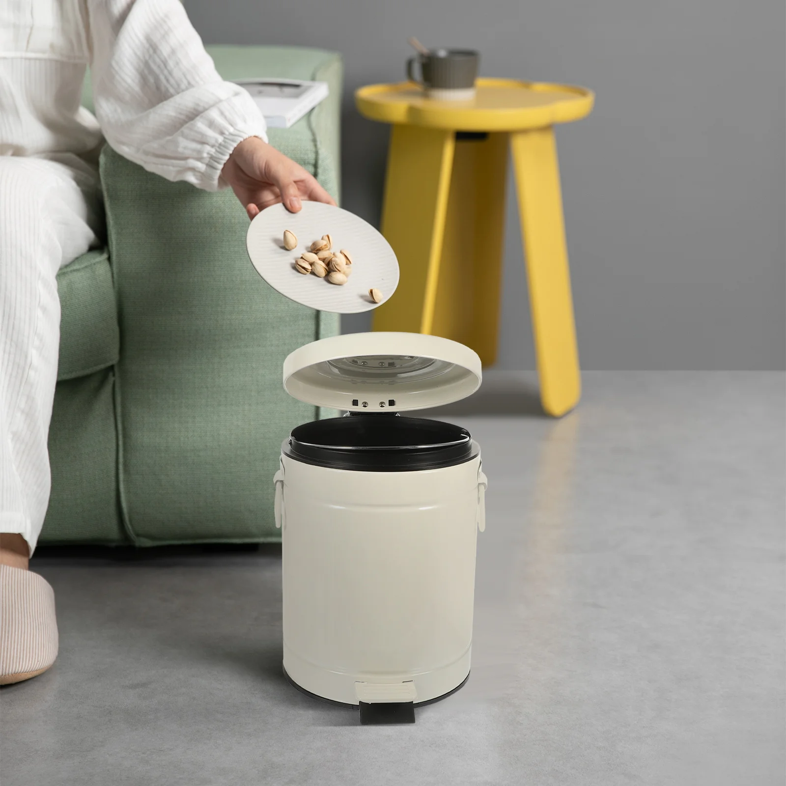 سلة المهملات المعدنية خمر نمط 5L غطاء دواسة القدم للحمام المطبخ غرفة نوم مزرعة سلة المهملات سلة المهملات الحمام