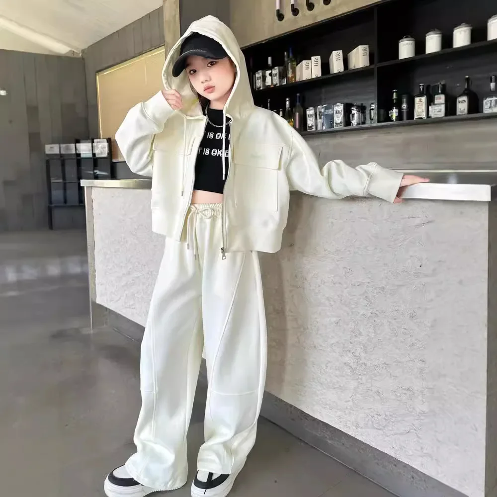 Girls Suits 2024 Autumn New Childrens Clothes Girls Baby Foreign Style Hooded Coat Two Pieces Sweatpants Casual Simple Fashion image 3