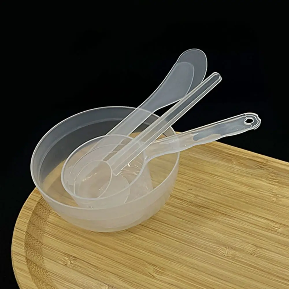 

4Pcs/Set Makeup Tools DIY Face Mask Mixing Bowl Set Mini Plastic Facial Mask Spatula Tool Reusable Soft Skin Care Tool