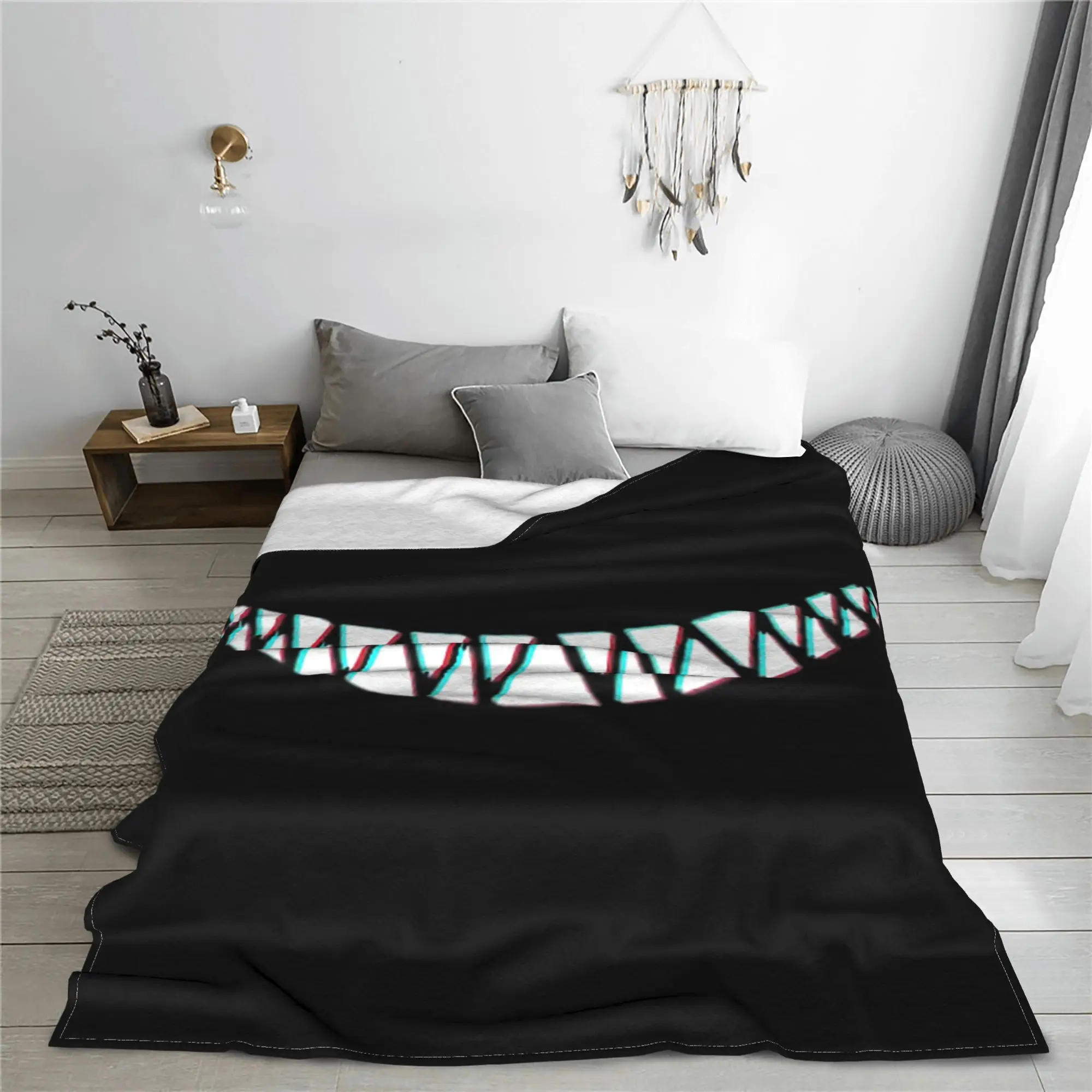 Beautiful Smile with Sharp Demon Teeth Blankets Portable Fleece Sofa Throw Blanket for Home Bedroom Travel Throws Bedspread