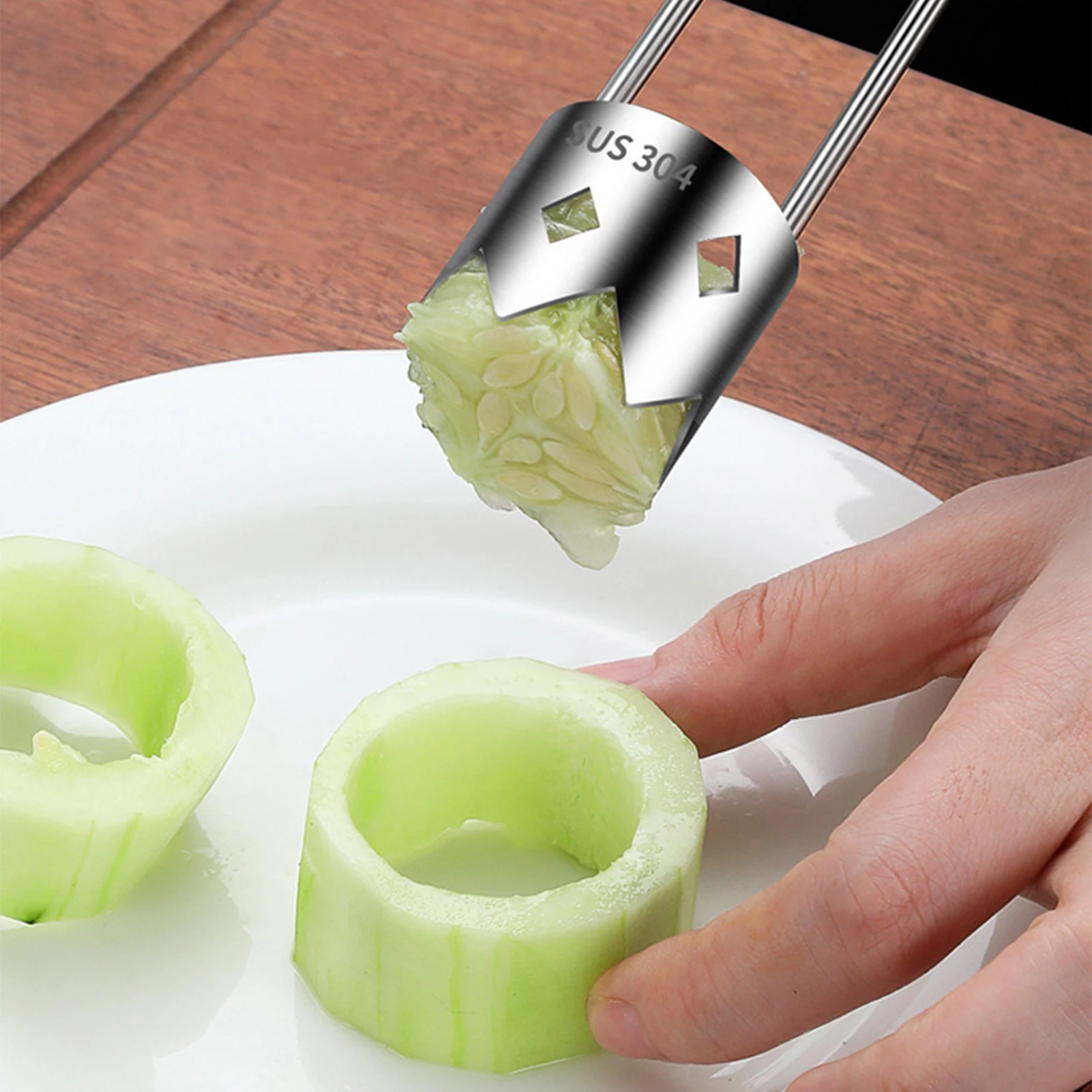 Portable Rust-Proof 304 Stainless Steel Core Remover For Pears And Apples Sharp Serrated Cutter Durable Hand Tool For Vegetables - view 4