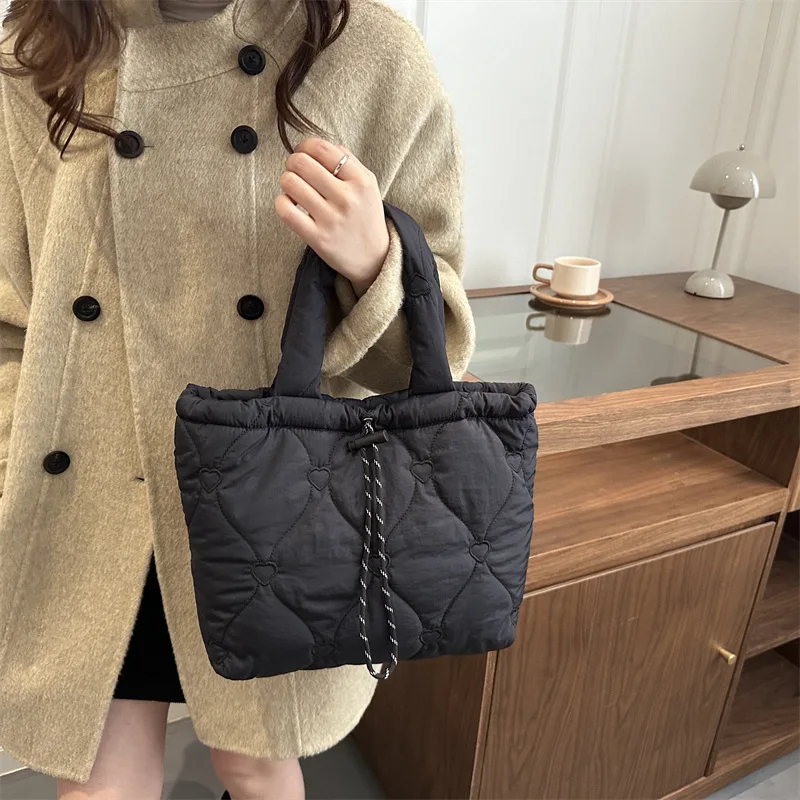 Lightweight Embroidery Shoulder Bags for Women Drawstring Design Large Capacity Ladies Casual Tote Simple Female Handbags