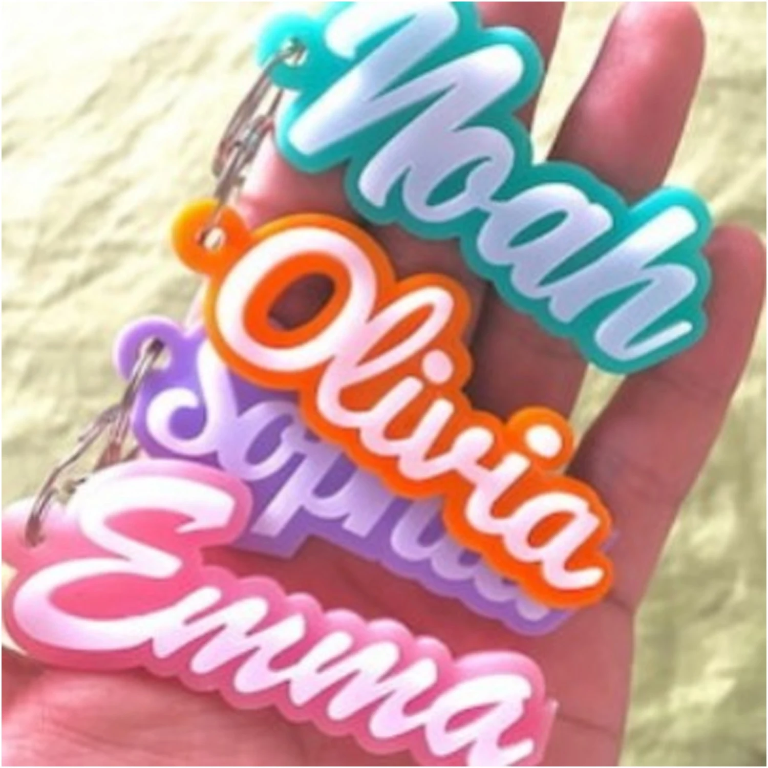 

Брелок с именем на заказ, красочная персонализированная акриловая цепочка для сумки с именем, многоцветная радужная цепочка с именем для женщин, ювелирные изделия, Рождественский подарок