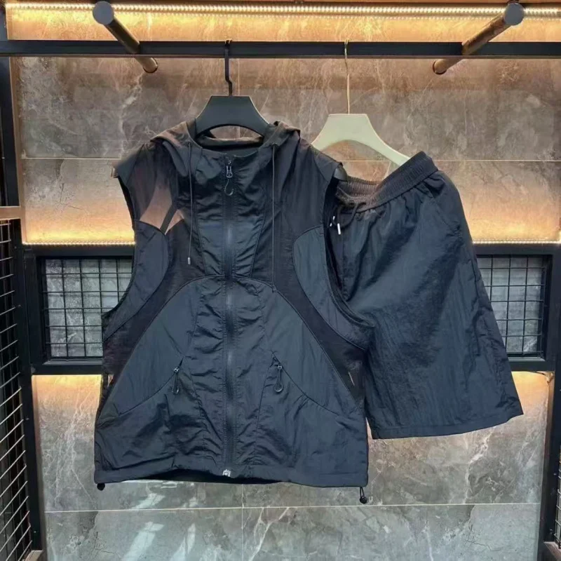 

2026 Summer Men's Breathable Mesh Quick Dry Ice Silk Sleeveless Hooded Zipper Cardigan 2 Piece Set Outdoor Sports Shorts