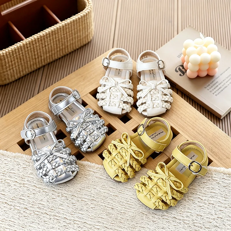 

Girls Bow Detail Soft Leather Cage Sandals 2026 New Summer Toddler Beach Shoes Non-slip Simple Princess Party Wedding Daily Wear