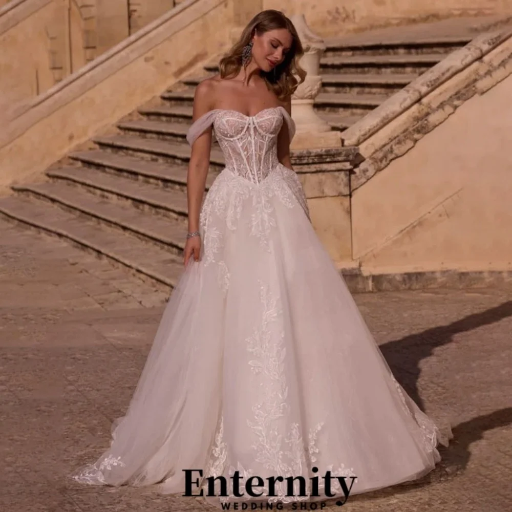 

Customized Zipper Wedding Dresses Sweetheart Sleeveless For Women Charming Simple Lace Applique Bridal Gowns Vestidos De Novia