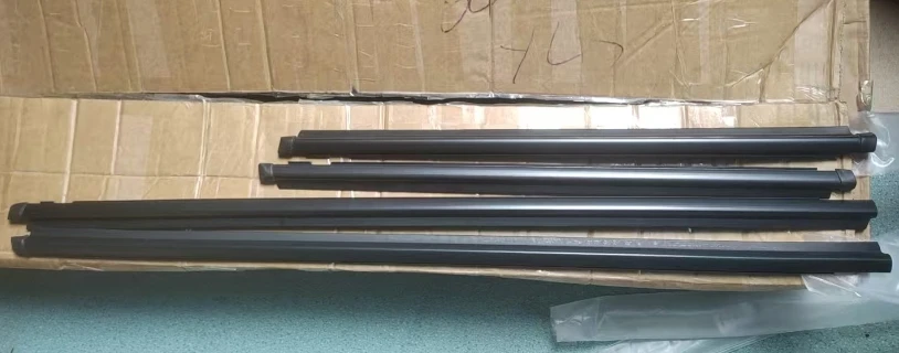 4-teiliges Set Schwarze Türdichtung für Toyota Yaris 1999-2004 Glasfenster-Gummidichtung für Echo für Vios 6818052010 – Detail 2