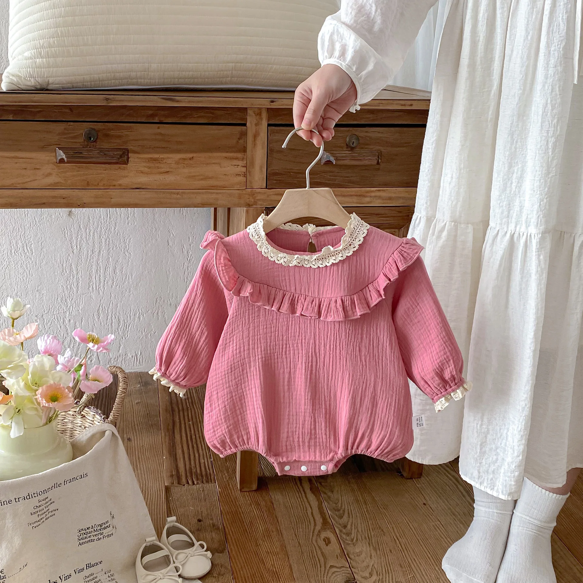 0-24M Baby Girl Boysuit 2026 Spring New Infant Long Sleeve Jumpsuit Cute Lace Collar Toddler One Pieces Newborn Clothing