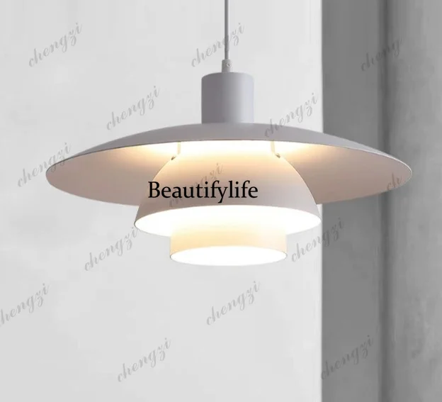 Restaurant chandelier Nordic, modern simplicity, bar lamp medieval homestay bedroom study, dining table lamp
