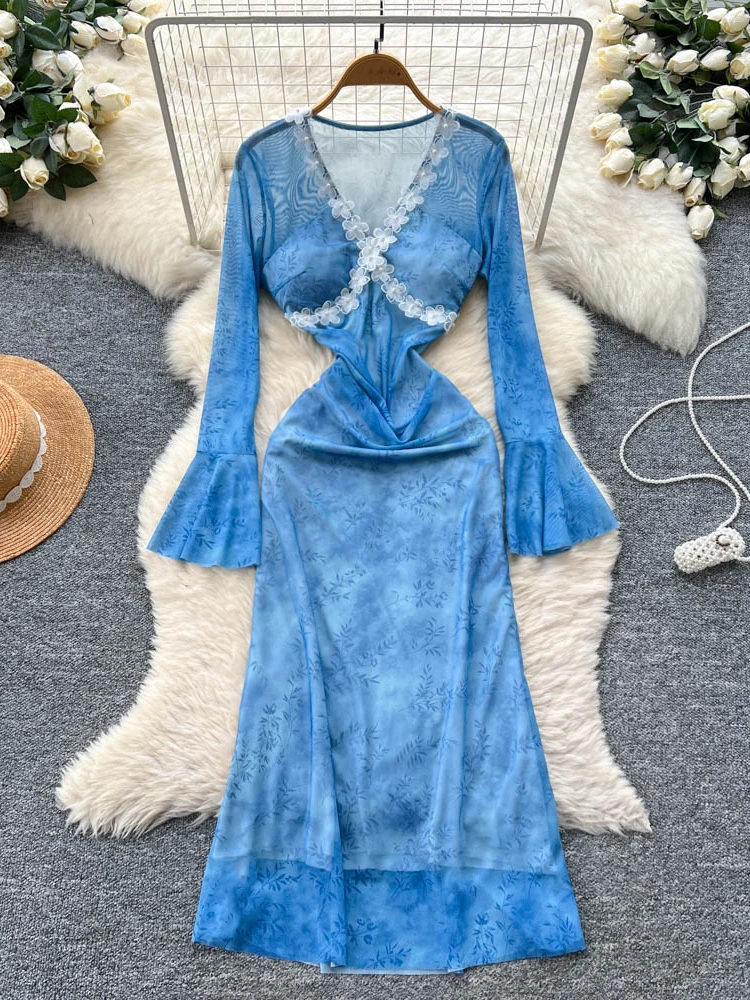 

Платье с французским бисером и цветочным принтом, v-образным вырезом, расклешенными рукавами и принтом, затягивающее талию, темпераментная сетчатая длинная юбка, новое осеннее женское платье