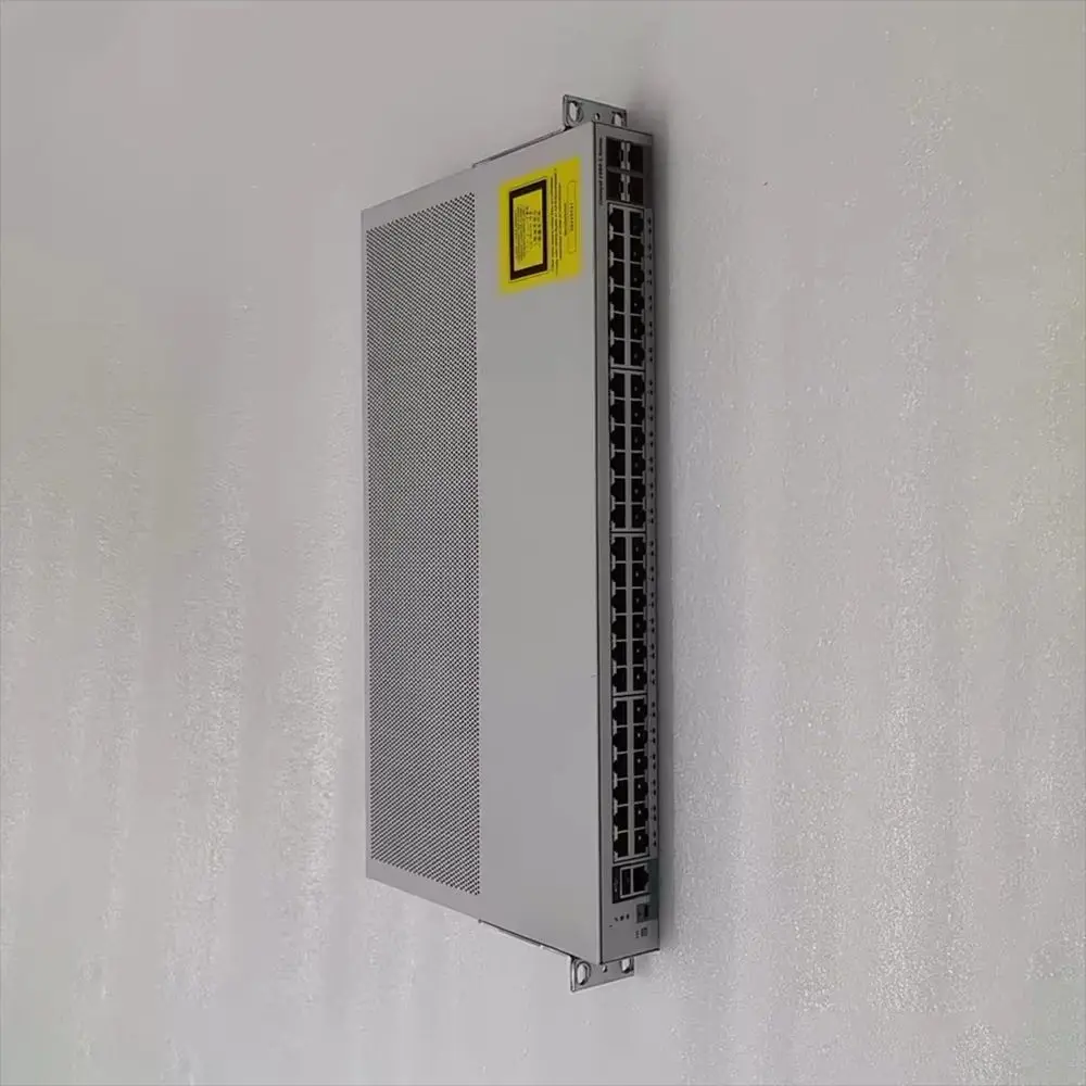 WS-C2960L-48TS-LL مفتاح إدارة الشبكة 48 منفذ جيجابت 4 جيجابت SFP