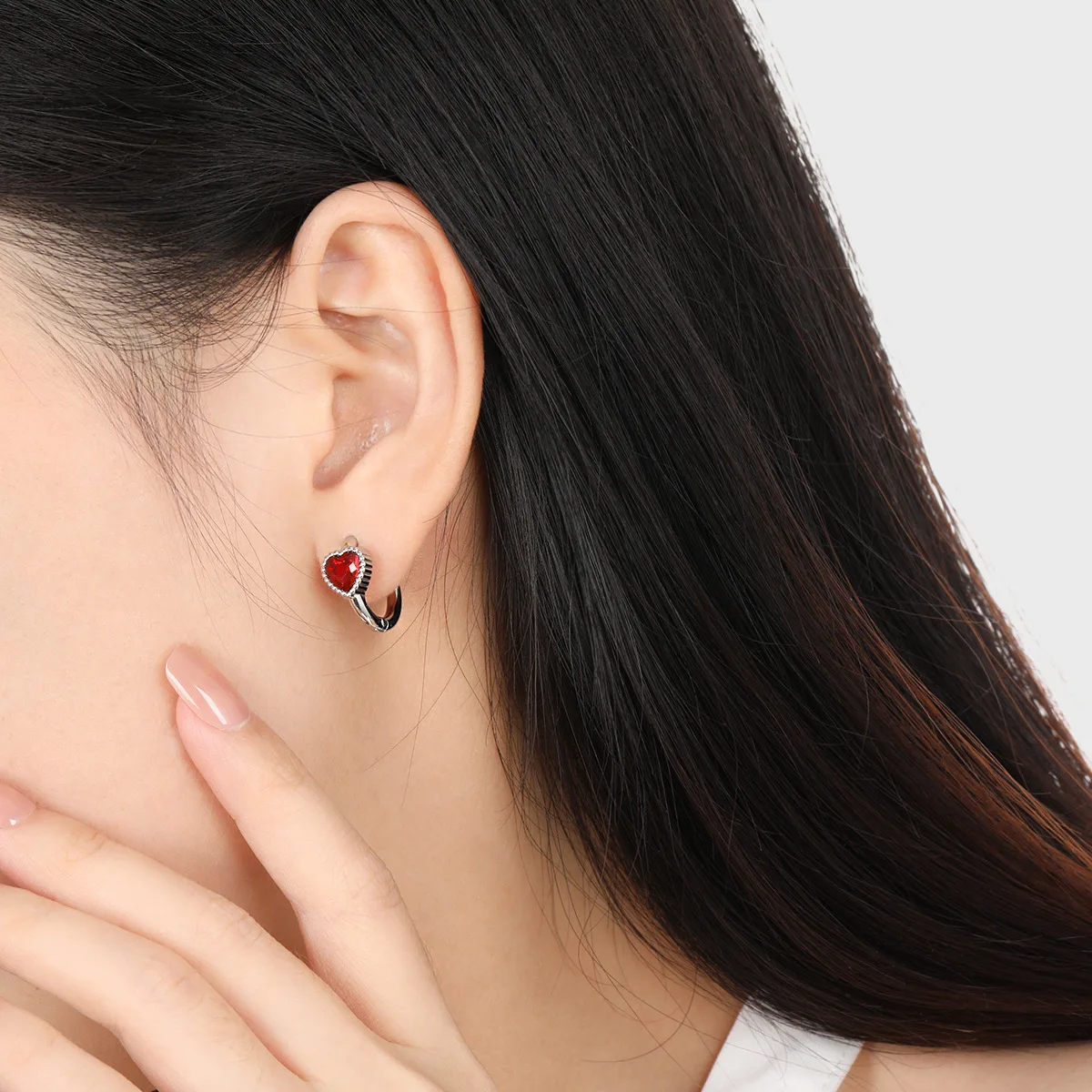 Shiny Red Love Heart Zircon Stainless Steel PVD Gold Plated Hoop Earrings Daily Fashion Accessories Girft for Studendts Women