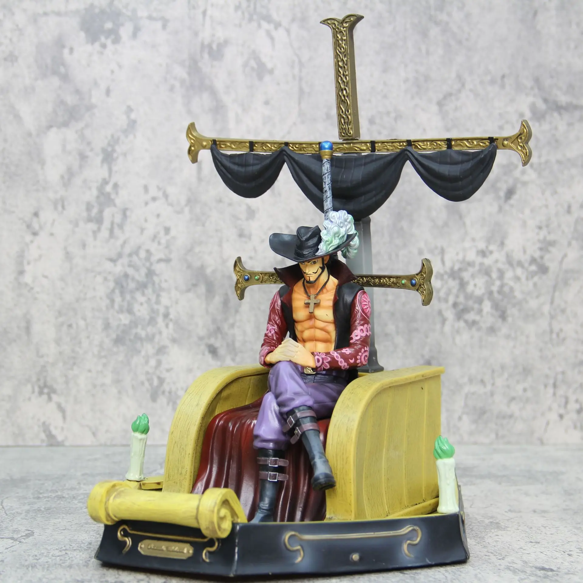 One Piece Sitting Sail Dracule Mihawk Anime Figure 32cm Statue Pvc Desktop Collection Action Figurine Ornaments Model Toys Gifts