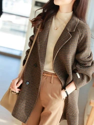 Women's Coat Fashion Pockets Plaid Wool Blends Coats Ladies Thick Warm Single Breasted Elegant Long Winter Jacket Women 2022