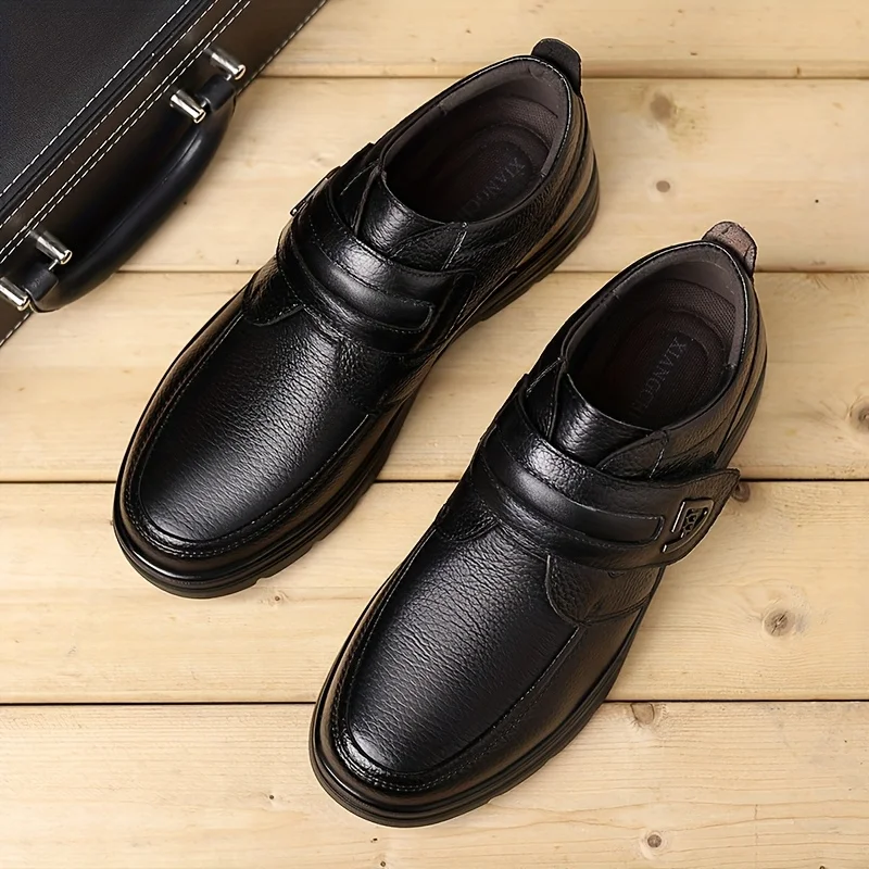 

High Quality Leather Mens Shoes for All Seasons Breathable Business Casual Retro Comfortable Soft Soled Non Slip Oversized Shoes