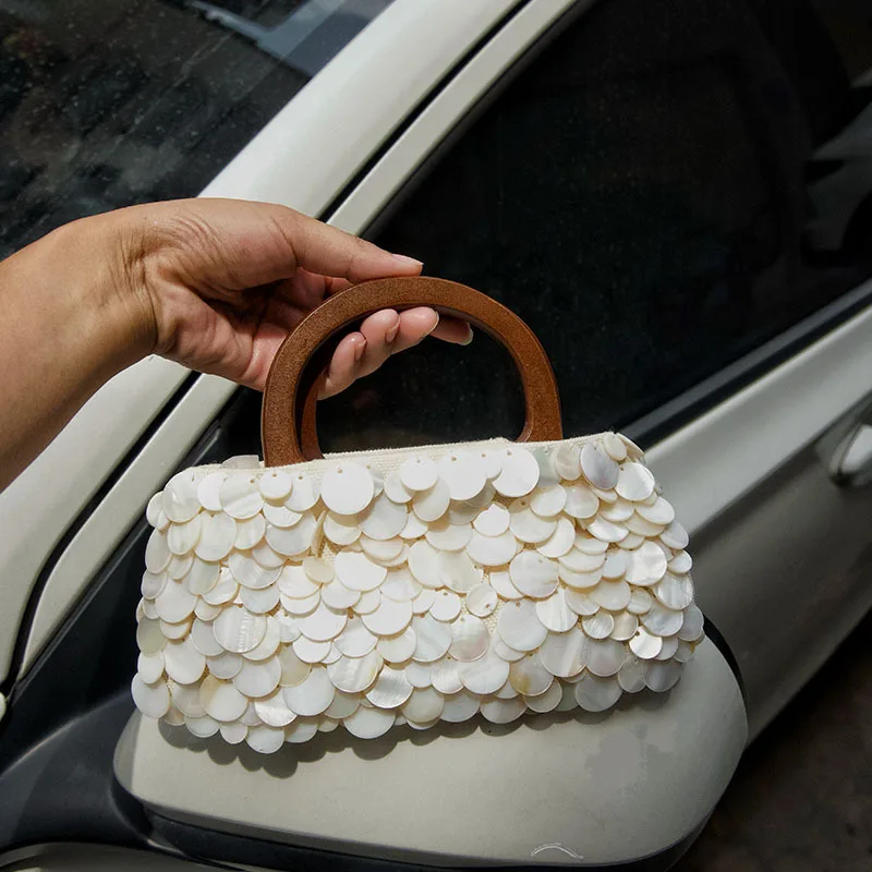 Vintage High-end Handmade White Shell Bag New Fashion Exquisite Ins Party Ladies Handbag Personalized Niche Design Women's Bags