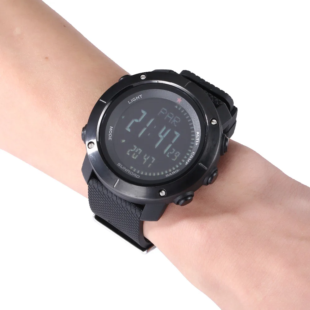 SUNROAD New Men\'s Watches Digital Waterproof Sport Reloj Altimeter Barometer Compass Stopwatch Hiking Swimming Camping