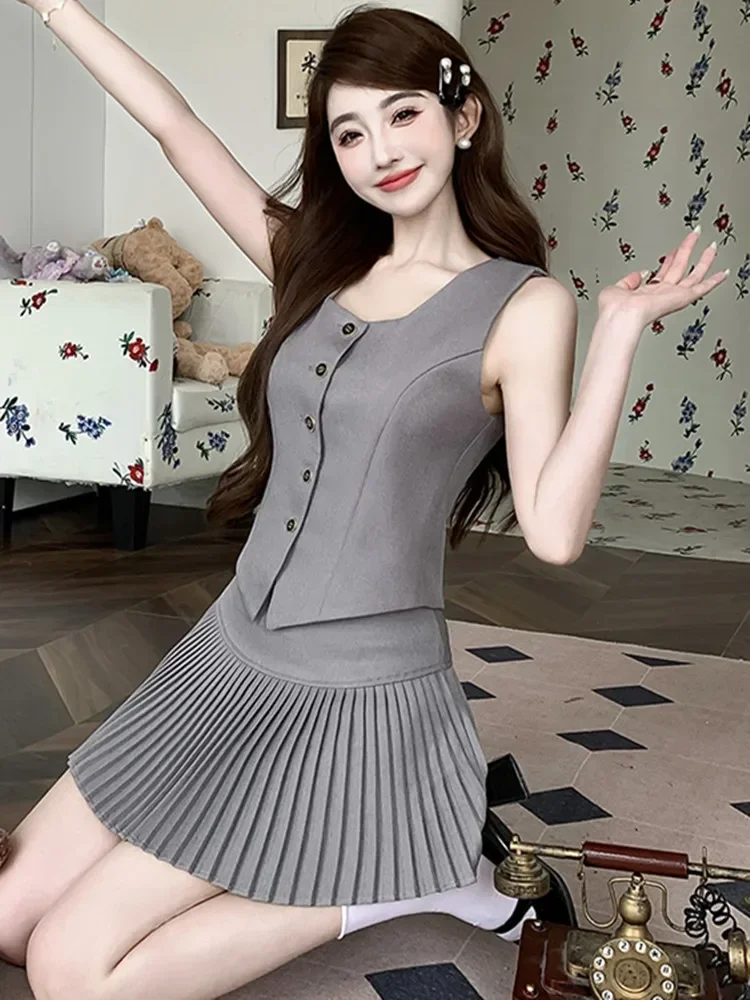 New Korean Fashion Two Piece Set Women Square Collar Sleeveless Vest Top + Hig Waist Pleated Skirts Women\'s Suit Y2k
