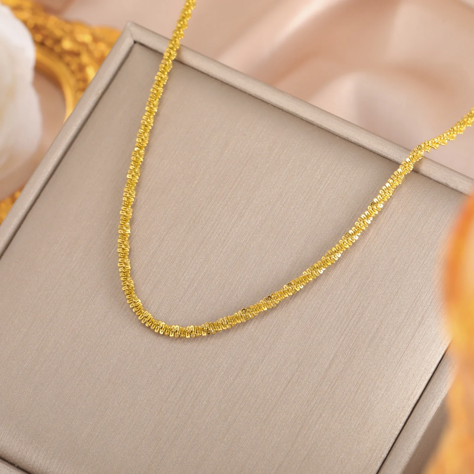 Skyrim блестящее сверкающее ожерелье женское из нержавеющей стали золотого цвета цепочка на ключицы колье модные минималистичные украшения подарок на день рождения