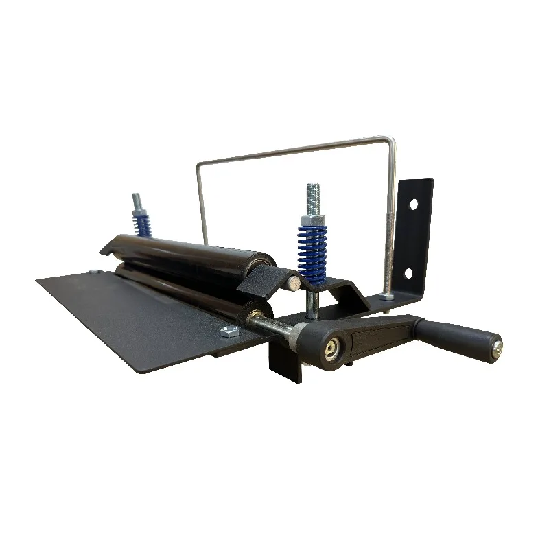 Wall Mounted Towel Wringer Hand Crank Squeezer for Car Wash Detailing