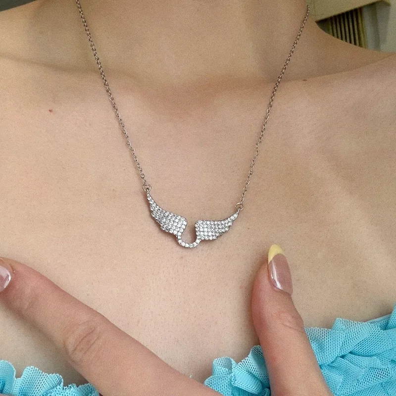 Sparkly Crystal Angel Wings Necklace Bling Wing Pendant Collar Chain Choker Trendy Luxury Daily Wedding Ladies Ornament Gifts