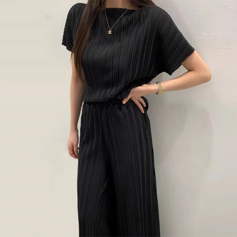 

Chic Summer Loose Folded Design ort Sve Top plus Casual Wide Leg Pants Women Faion Set Casual Breathable Comfortable