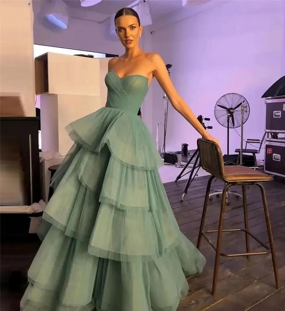 

Customized Sexy Sweetheart Prom Dress A-Line Tiered Skirt Pleat Floor Length Formal Birthday Evening Gala Gowns Robe De Soiree