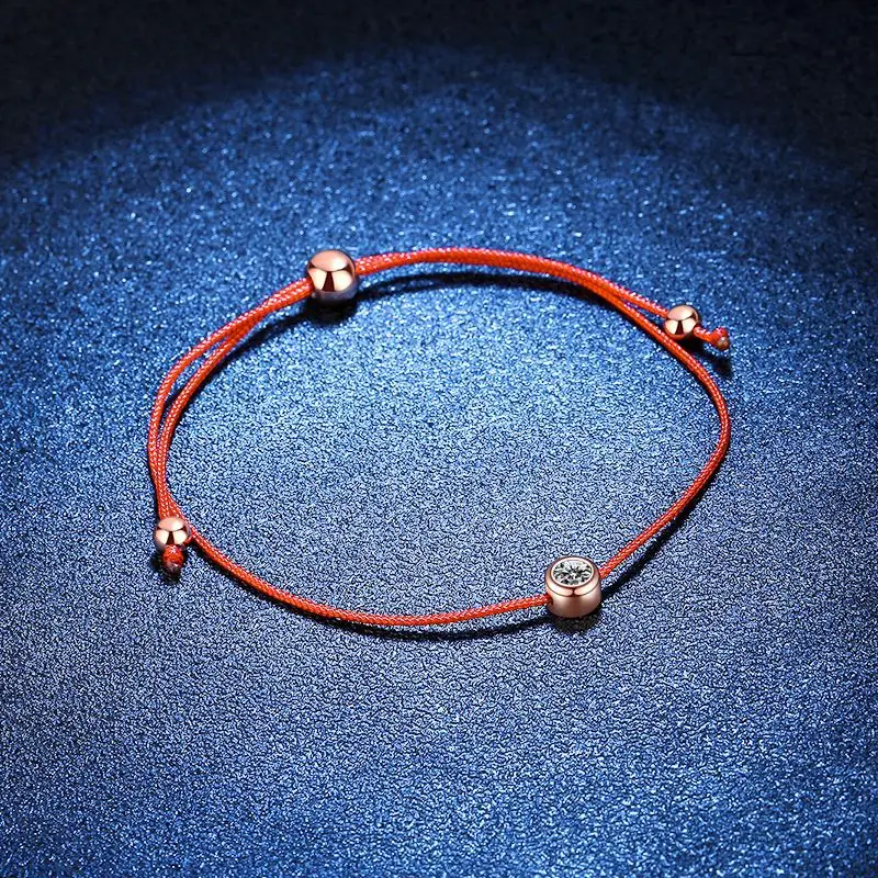LioraGem 30-Point Moissanite Adjustable Bracelet in 18K Gold, Lucky Single-Stone Bracelet for Your Zodiac Year Platinum PT950