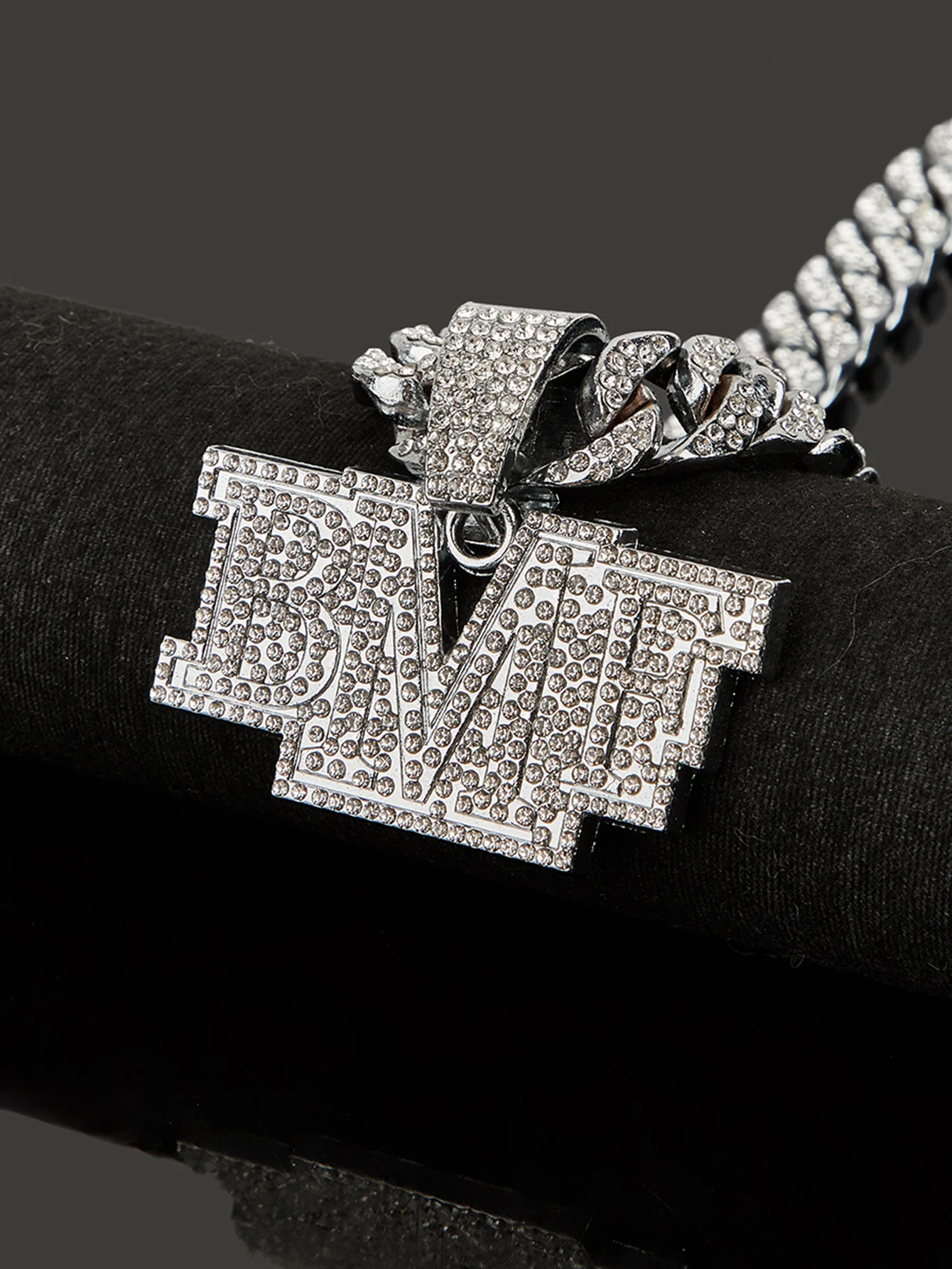 Men's Personalized Hip-hop BMF Pendant Necklace, Niche Design, Fashionable Rhinestone Studded Necklace Jewelry, Men's Gift