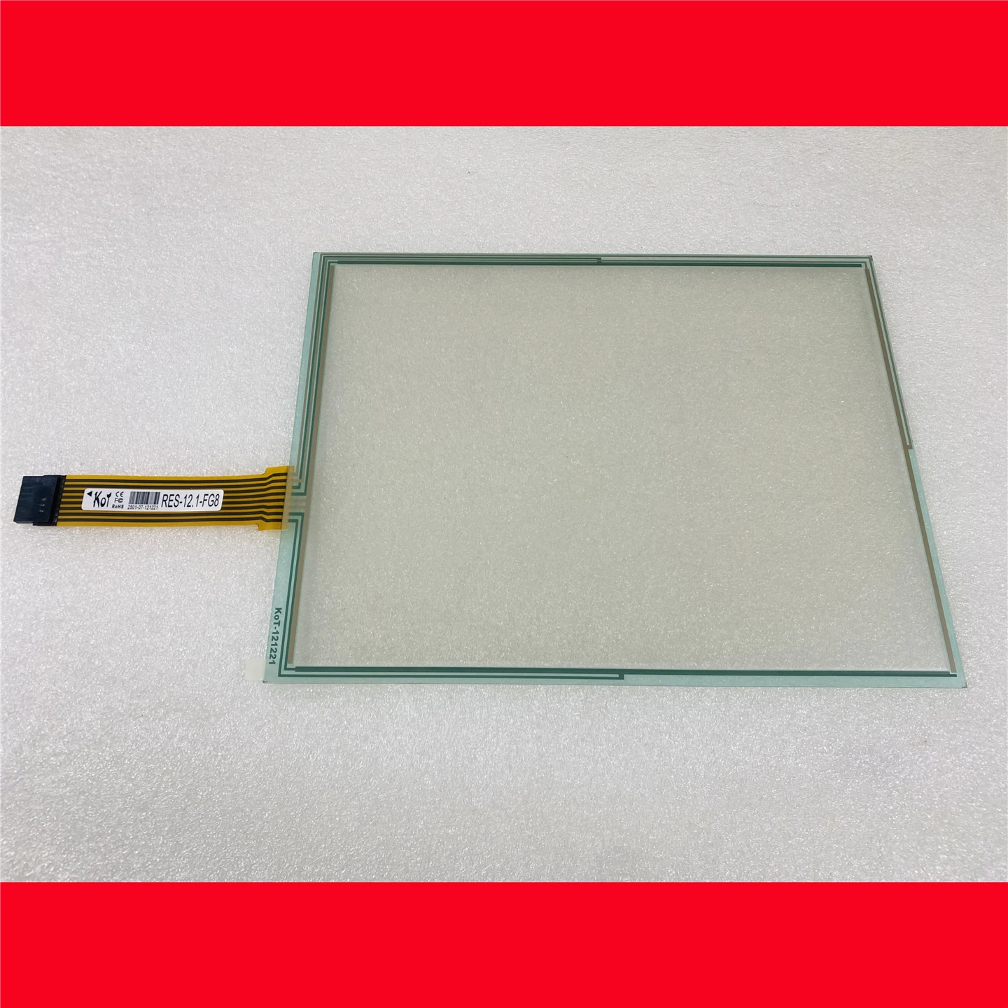 nouveau-fg8_121-00001rb-fg8_121-00003-47-f-8-121-027-r11-x13760326-03-res-121-fg8-panneaux-tactiles-resistifs-Ecrans-tactiles